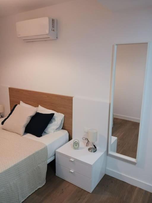 Apartamento Central D Альхесирас Экстерьер фото